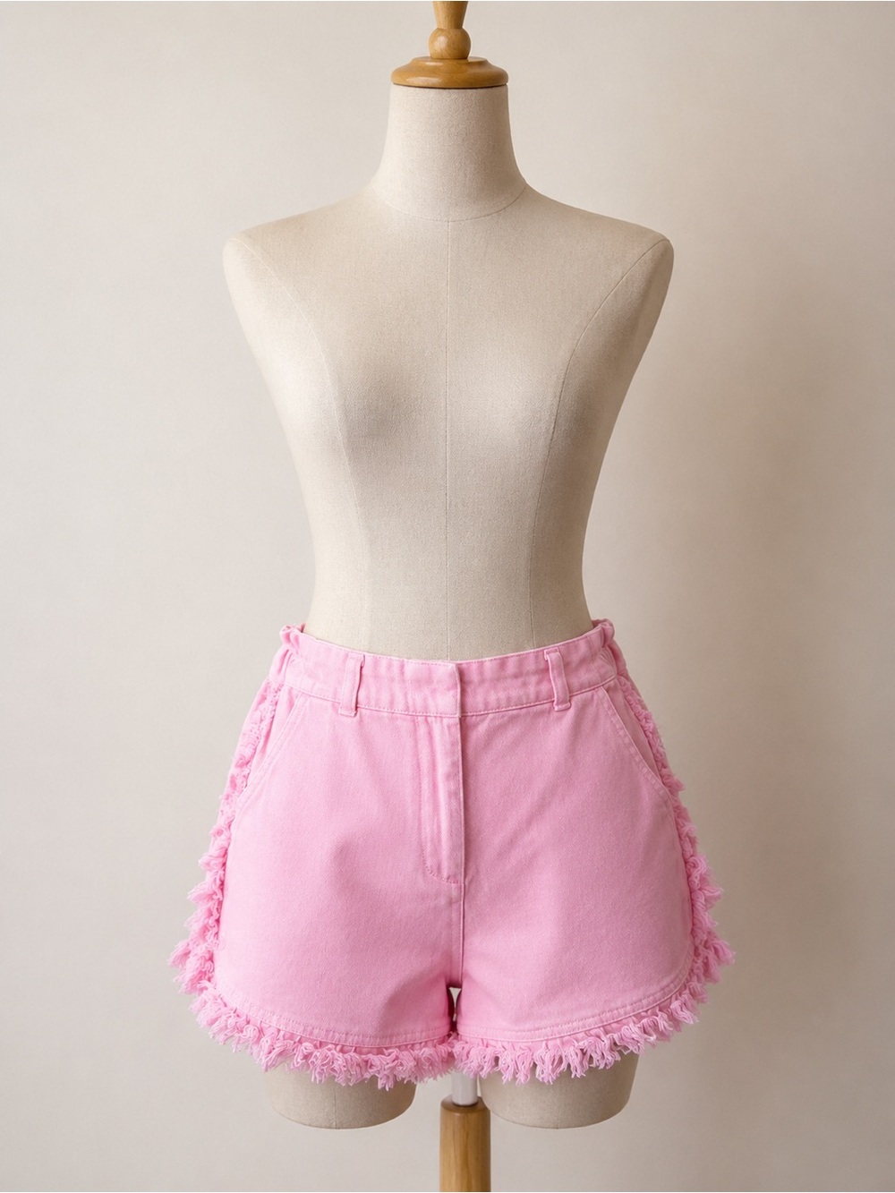 Versona Pink Fringe-Hem Denim Shorts